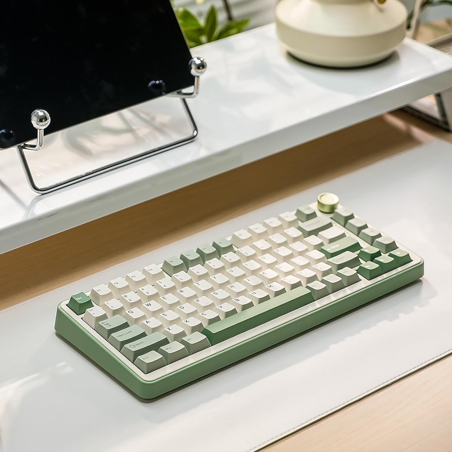 YUNZII B75 PRO Wireless Mechanical Keyboard,75% Gaming Keyboard Gasket Hot Swap Custom Keyboard with Knob,Pre-lubed Switches RGB,Bluetooth/Type-C/2.4G (Matcha Green, Milk Switch)